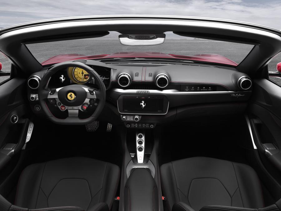 Торпедо Ferrari Portofino 2017 года  (фото 9 из 115)